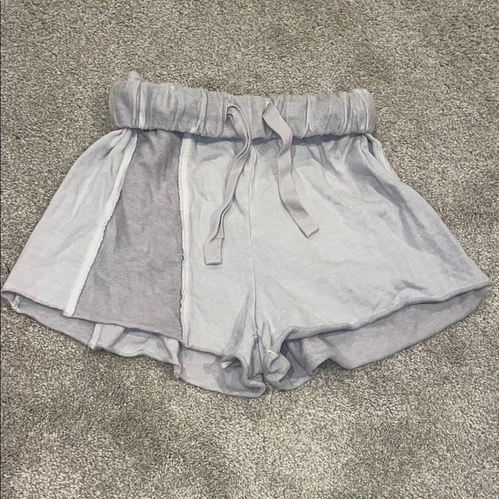 UO OUT FROM UNDER SWEAT SHORTS (MEDIUM)
